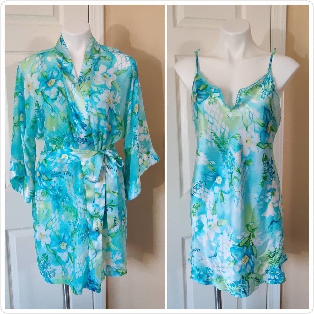 Vintage Sophia by Delicates silky chemise robe set